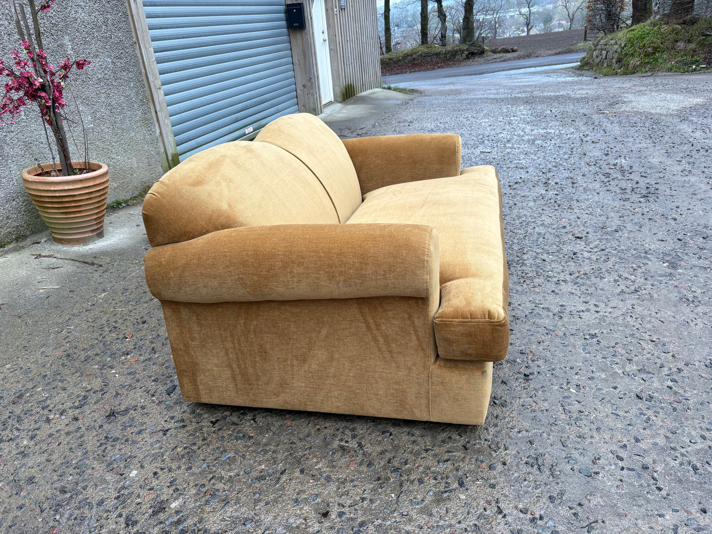 Small Classic Design 2 seater sofa in Dijon fabric