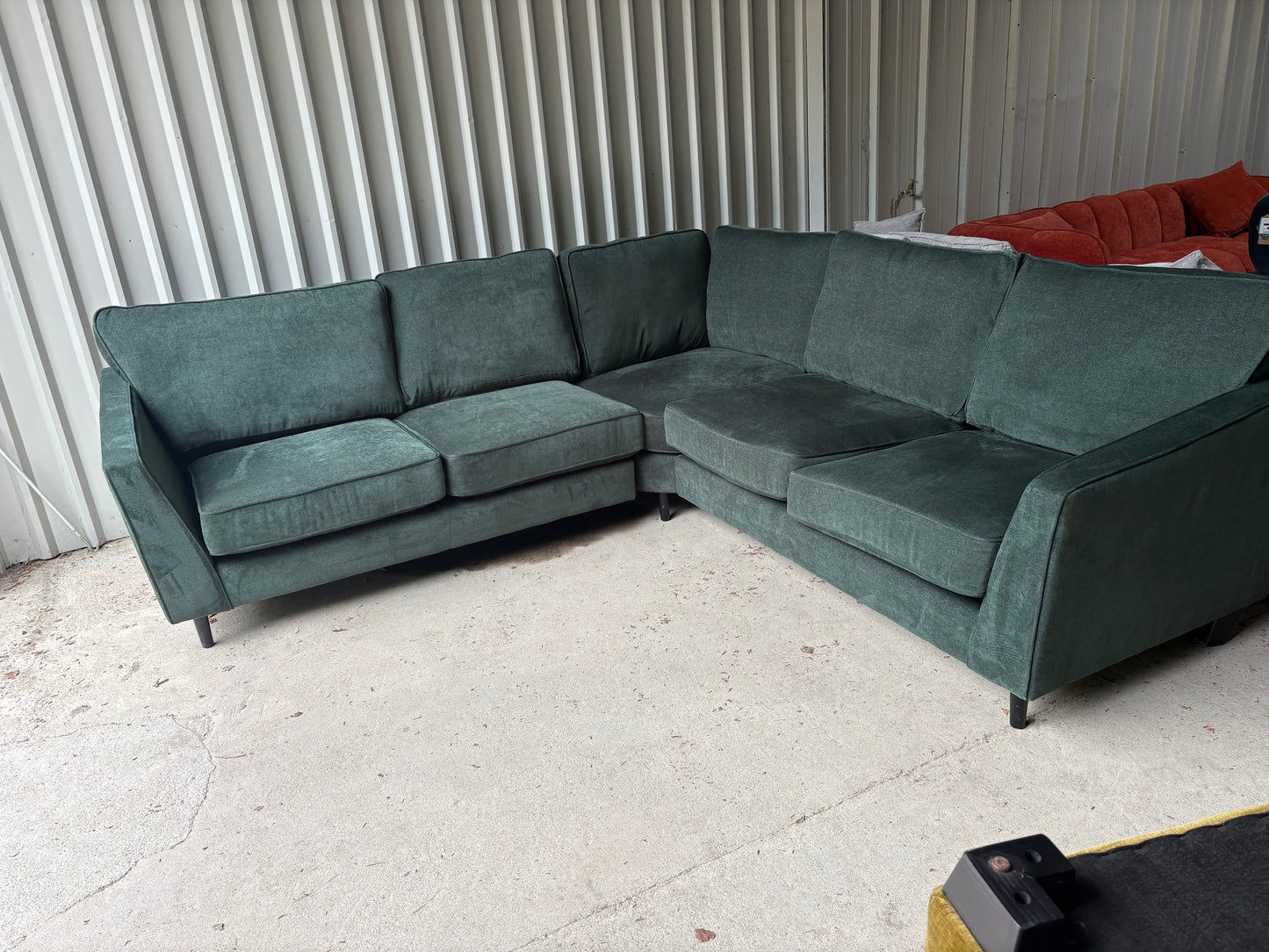 New end of season large corner sofa