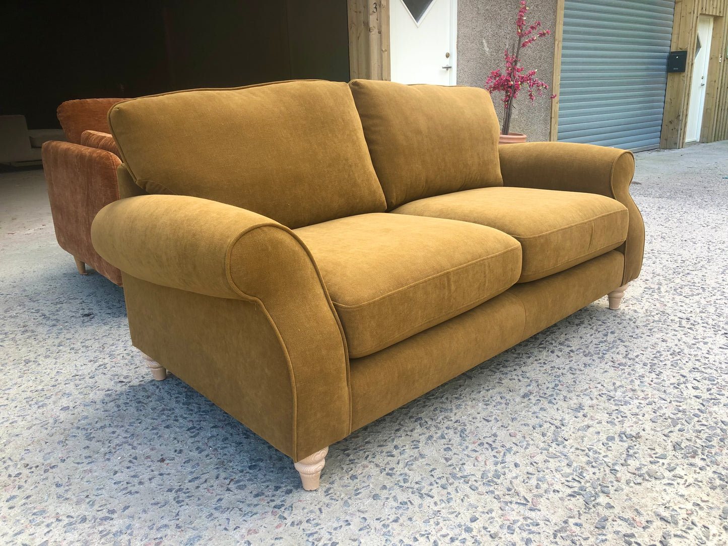 Classy Contemporary 3 Seater Sofa