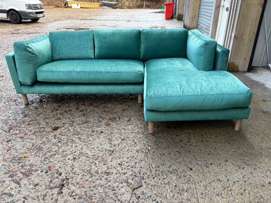 Stunning Corner Sofa