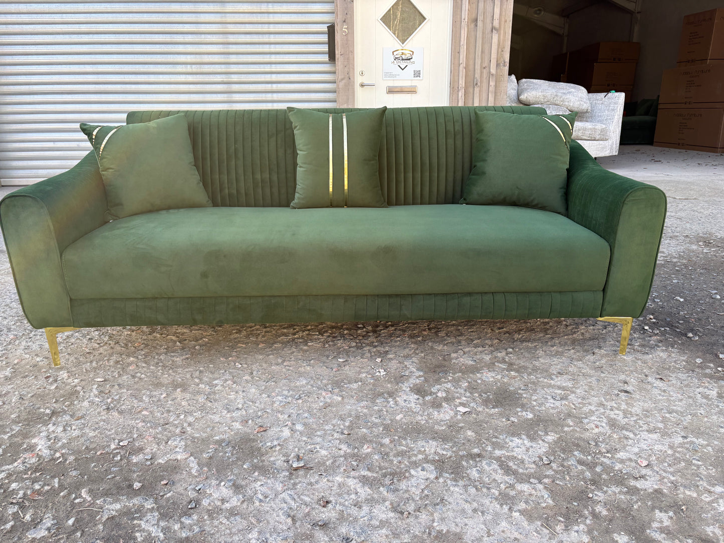 Art Deco Design 3 seater in Green Velvet