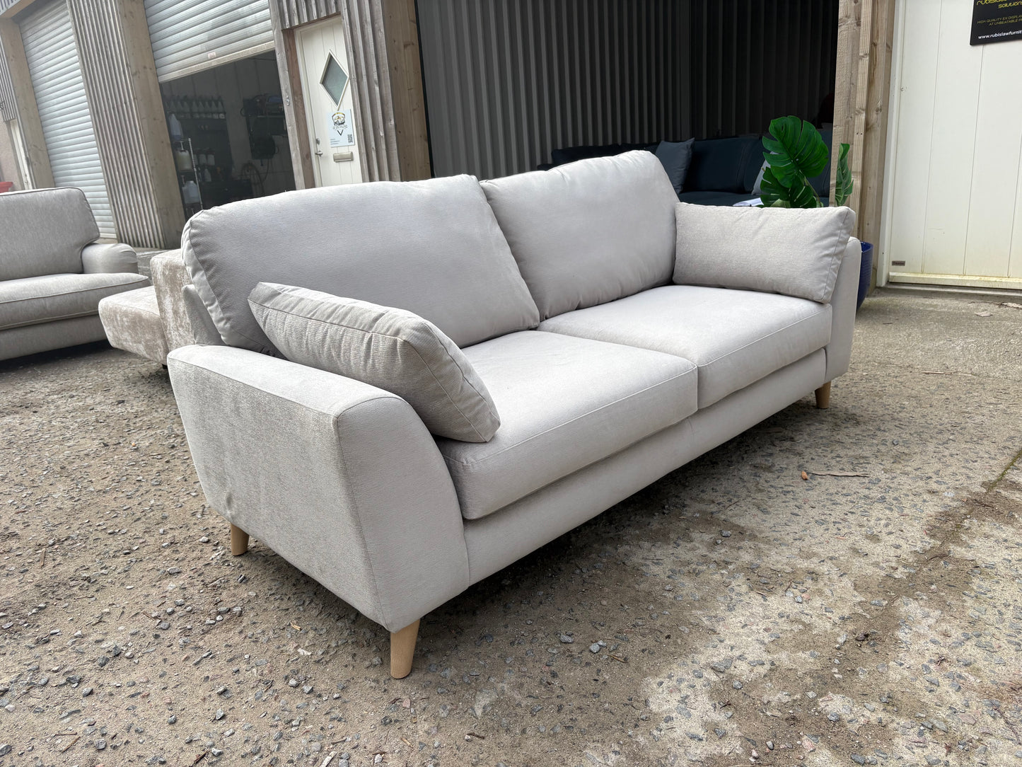 Ivory Linen 2 seater sofa - Unbeatable value!