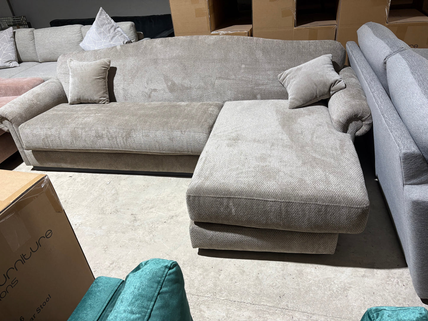 Large Country House style Corner Chaise Sofa