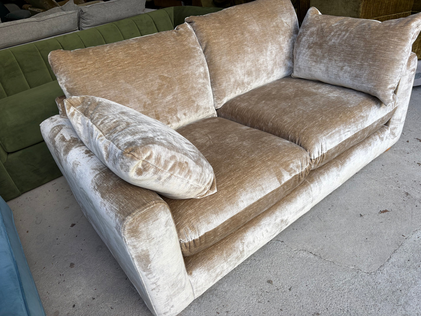 New end of season 2 seater in Champagne Velvet